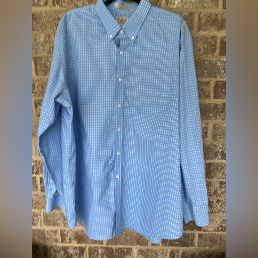 L.L. Bean Long Sleeve Button Down Men's Blue and White Plaid Dress Shirt XXL